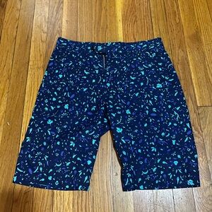 Greyson Navy Shorts size 30